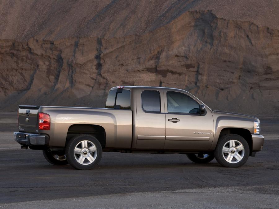  Chevrolet Silverado Extended Cab 2007 года  (фото 10 из 51)
